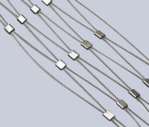 A ferrule type stainless steel cable mesh shows dense diamond holes before stretch.
