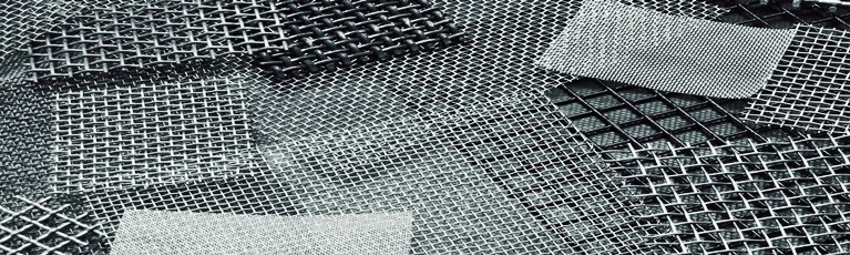woven-wire-mesh-display